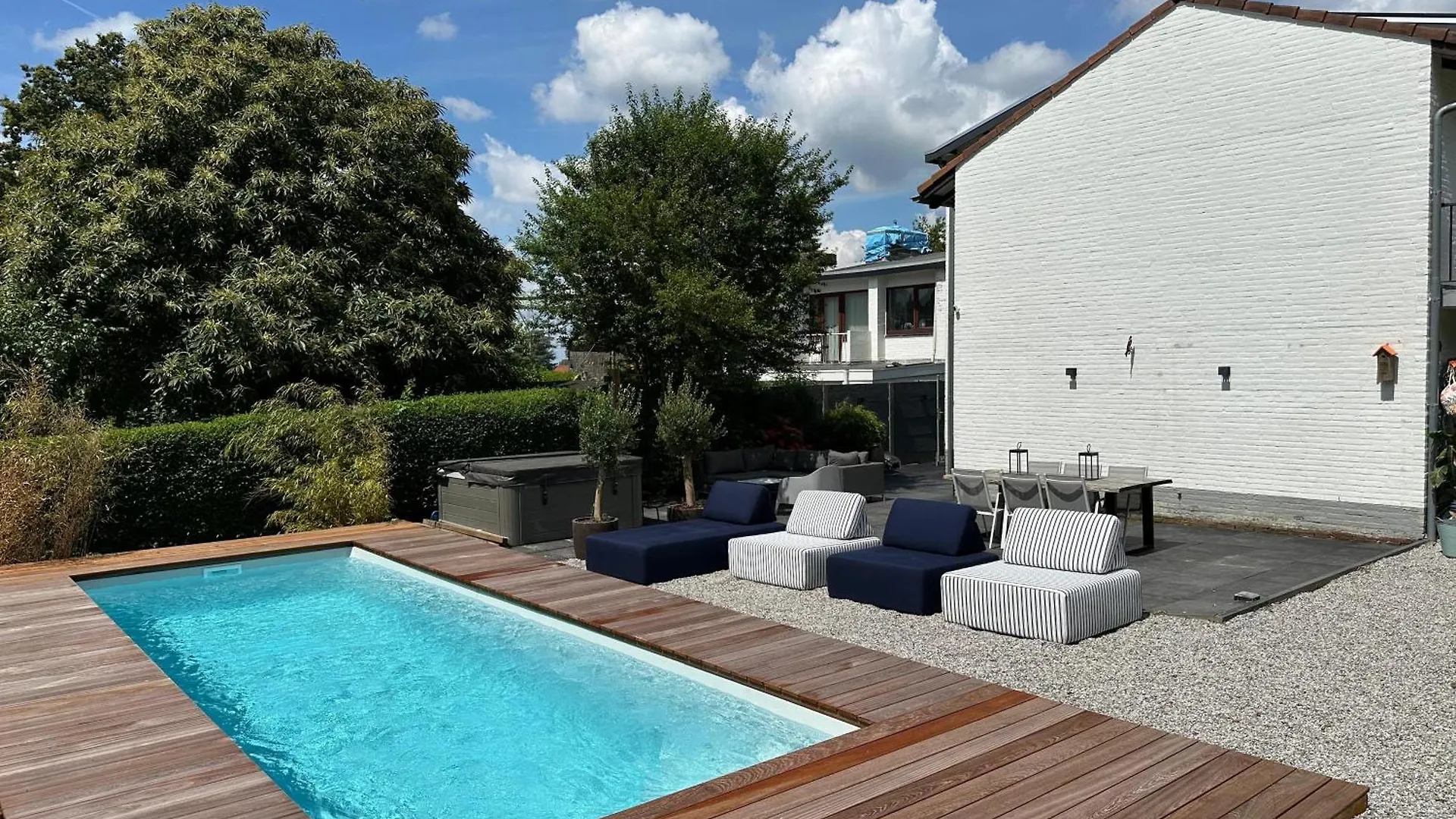 Bed & Breakfast Boutique Hotel Le Faucon Valkenburg aan de Geul